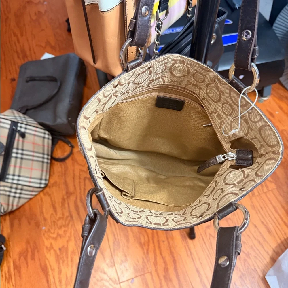Salvatore Ferragamo Luxury Shoulder nwot! 24 hr price drop - Picture 2 of 6